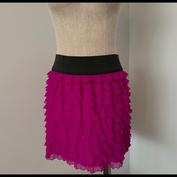NWOT Free People magenta mini ruffle skirt - Picture 2 of 7
